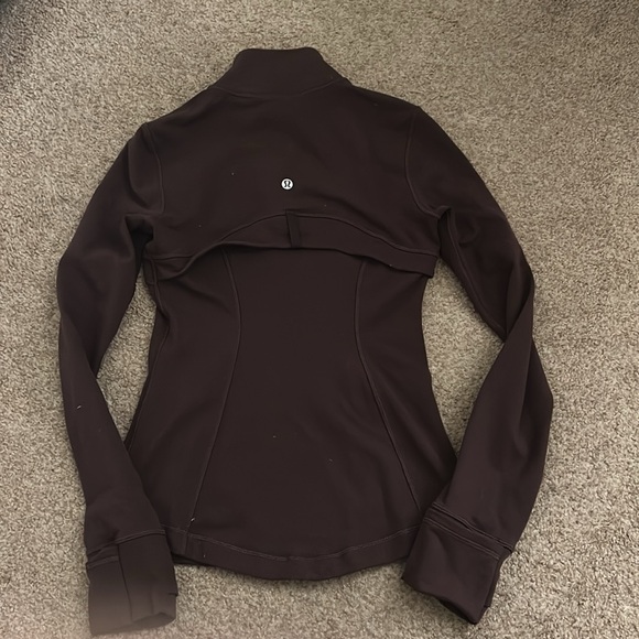 Lululemon Define Jacket in color espresso size 2 - Picture 2 of 4